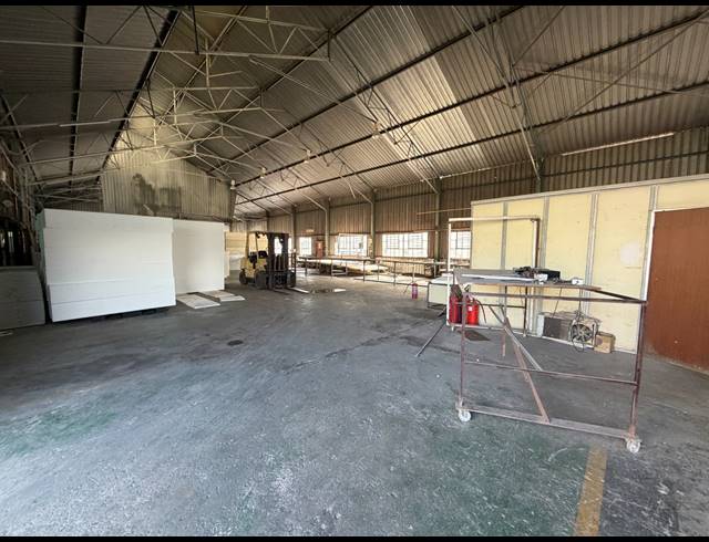 4,666M² FACTORY TO LET IN ALRODE